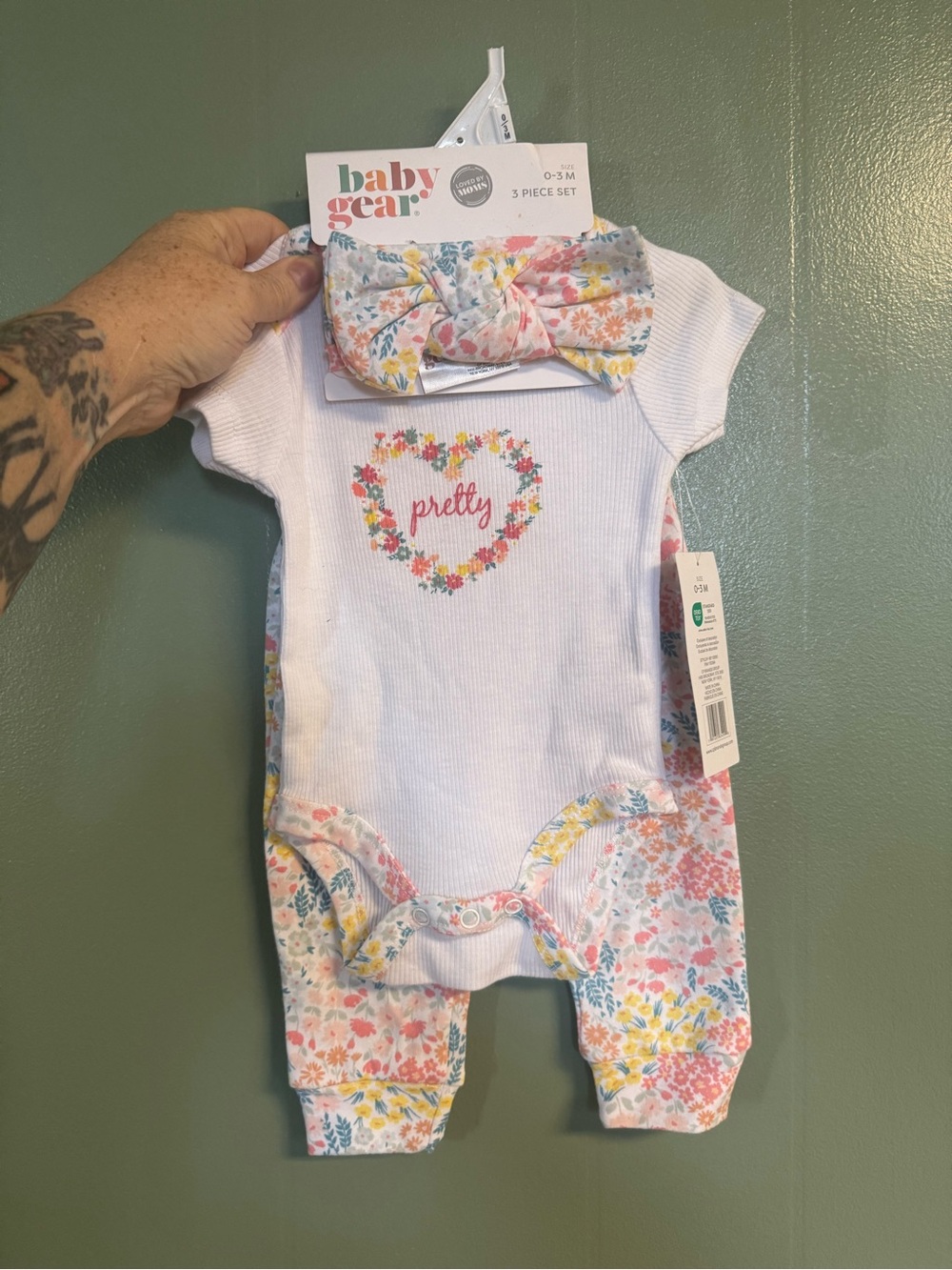 Baby Gear White Floral 'Pretty' Bodysuit Set with Pastel Bow